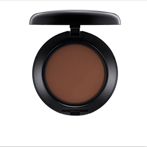 MAC STUDIO TECH FOUNDATION never opened - Picture 4 of 4